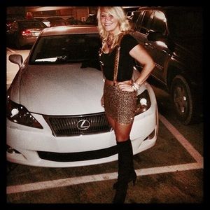 Black and gold mini skirt